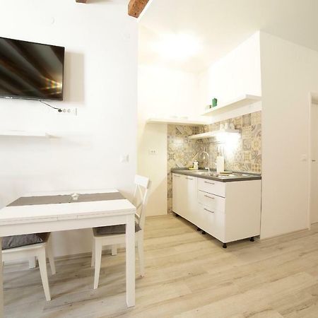 Zen Studio In Center Of Rovinj Exterior foto